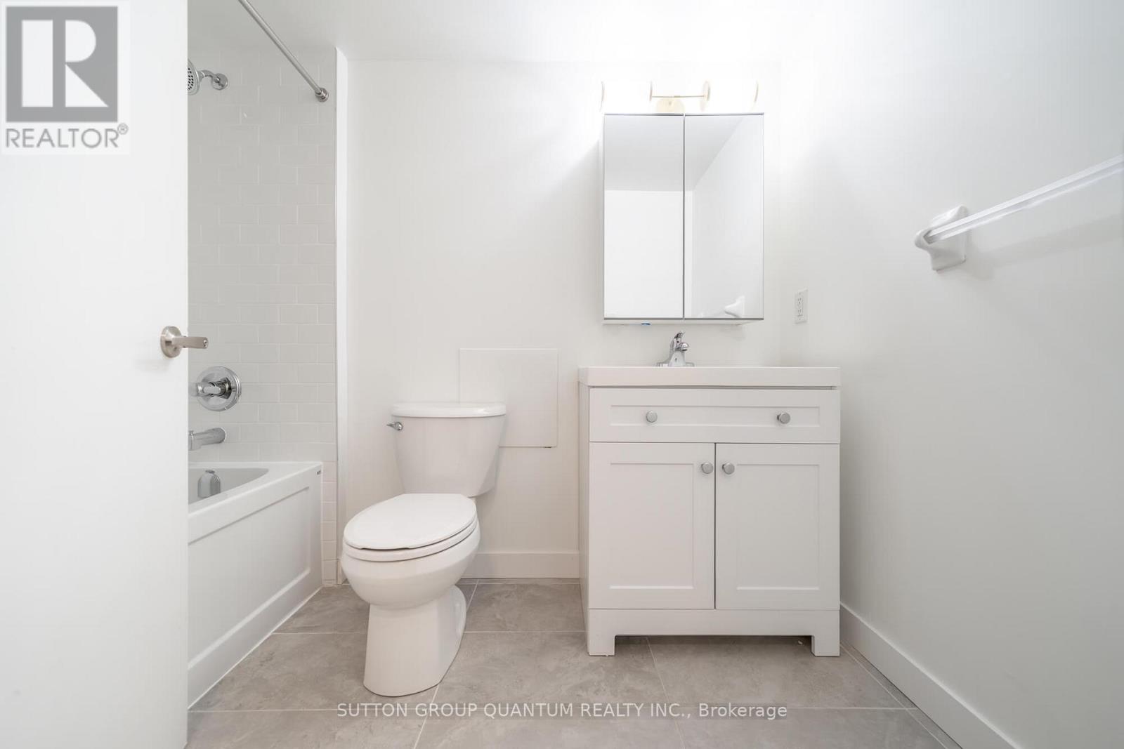 229 - 600 Fleet Street, Toronto, Ontario  M5V 1B7 - Photo 10 - C12528306