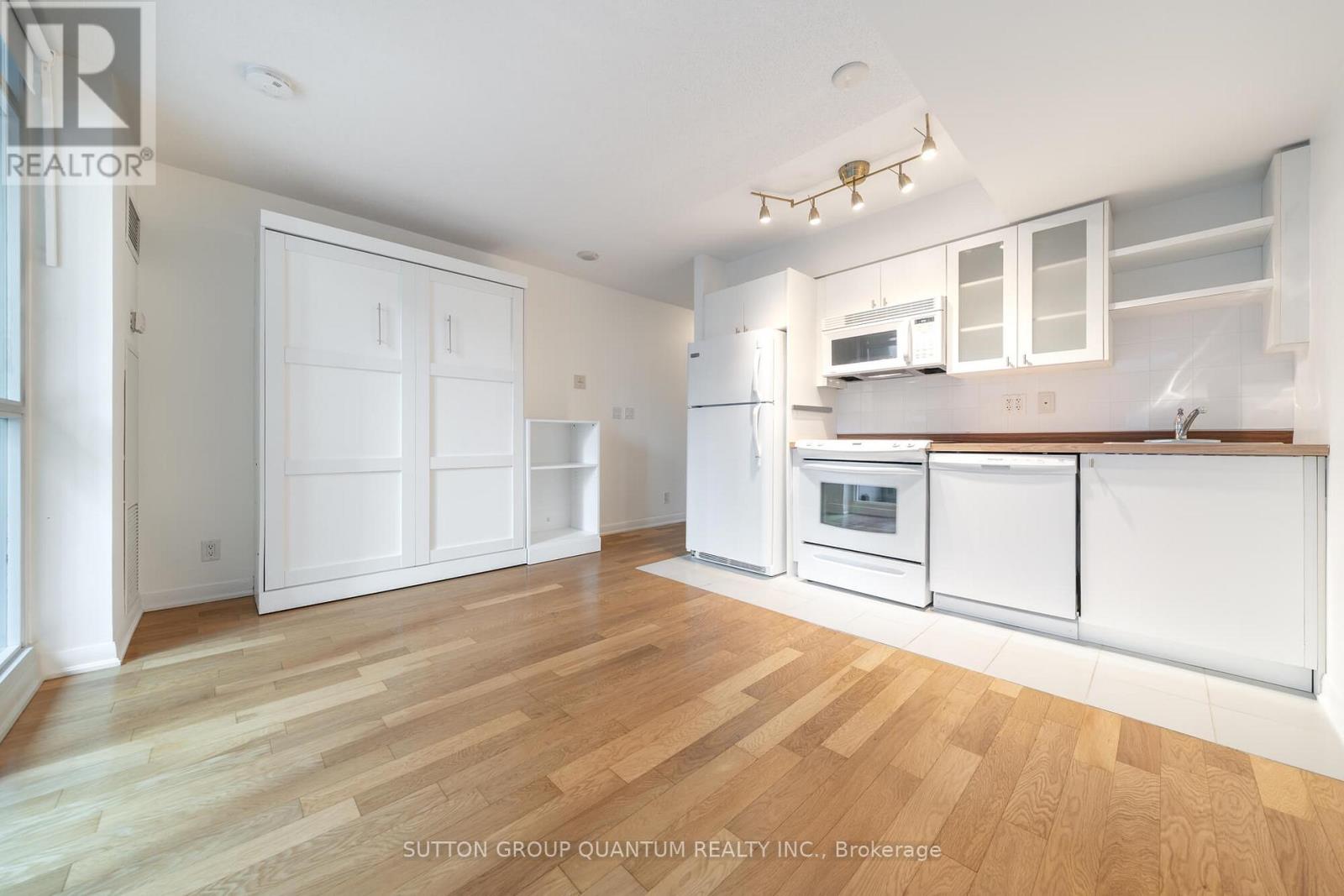 229 - 600 Fleet Street, Toronto, Ontario  M5V 1B7 - Photo 5 - C12528306