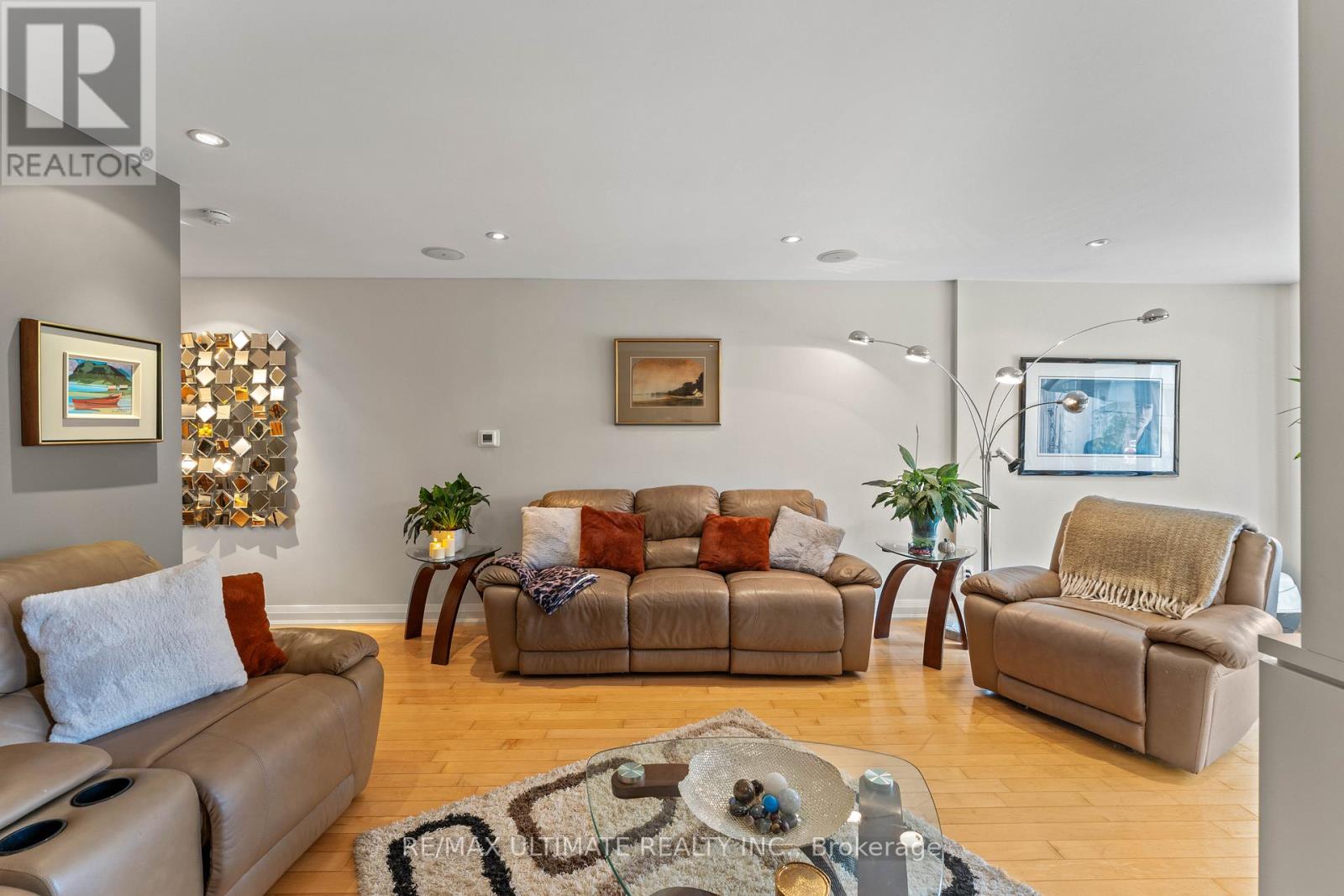 121 Tecumseth Street E, Toronto, Ontario  M6J 2H2 - Photo 32 - C12528308