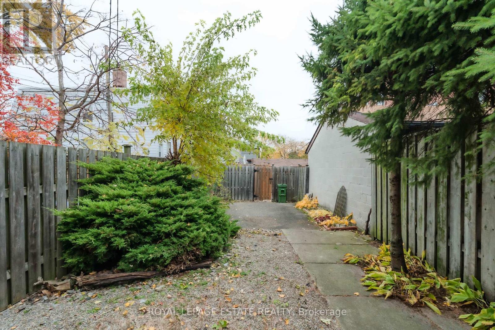 361 Brock Avenue, Toronto, Ontario  M6H 3N4 - Photo 34 - C12528324