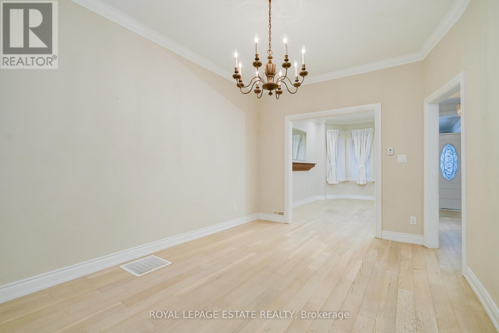 361 Brock Avenue, Toronto, Ontario  M6H 3N4 - Photo 6 - C12528324