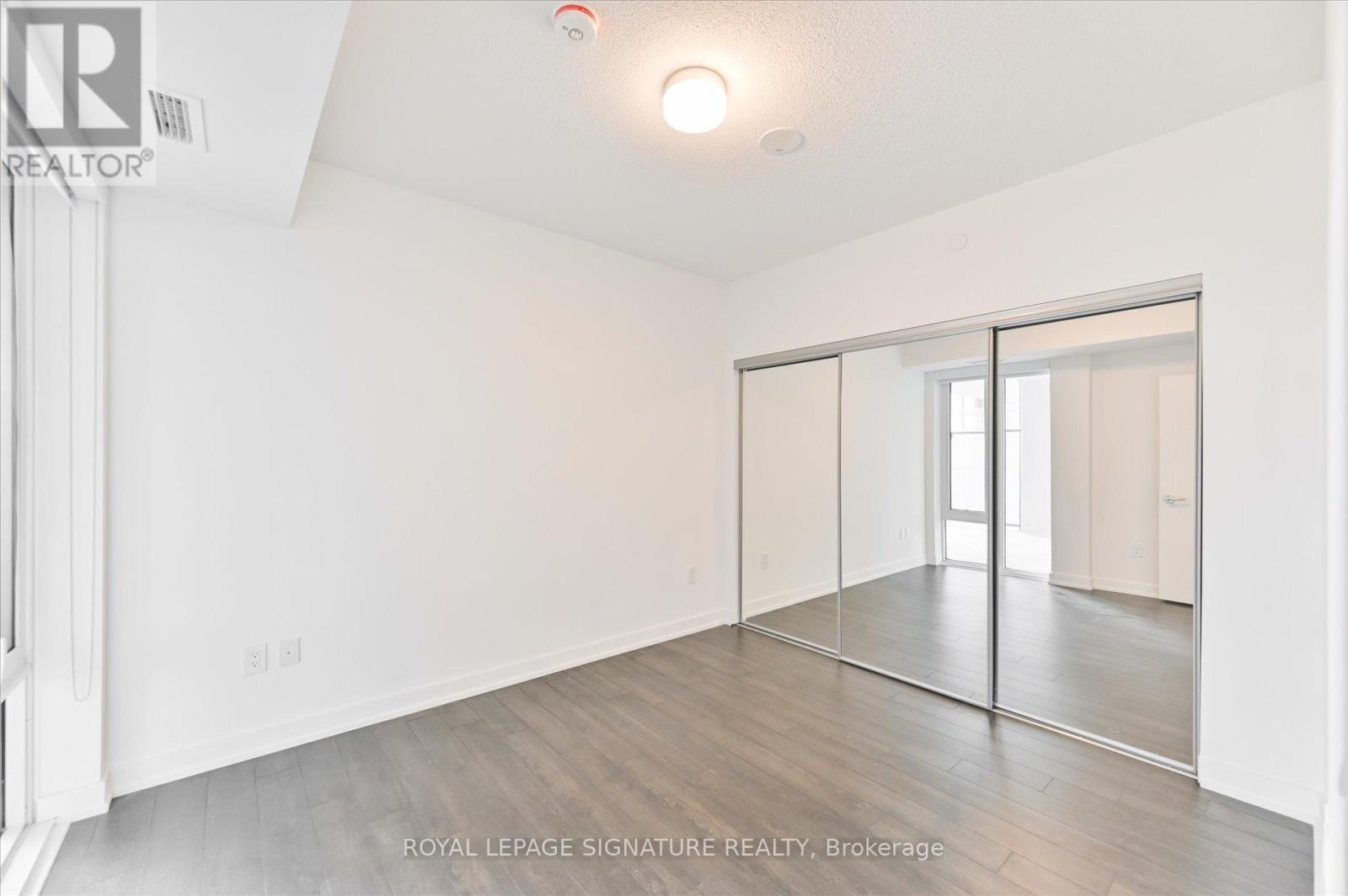 301 - 50 O'neill Rd Road, Toronto, Ontario  M3C 0H1 - Photo 12 - C12528338