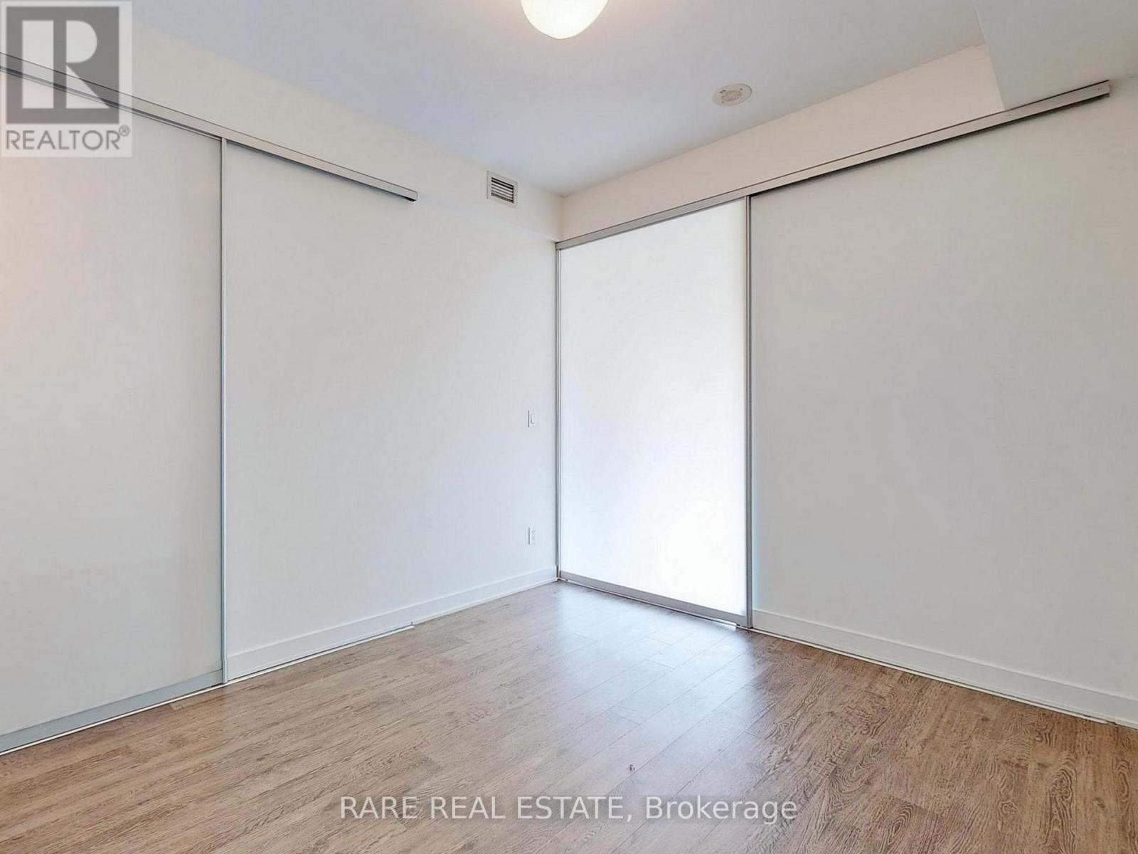 711 - 32 Camden Avenue, Toronto, Ontario  M5V 1V1 - Photo 10 - C12528342