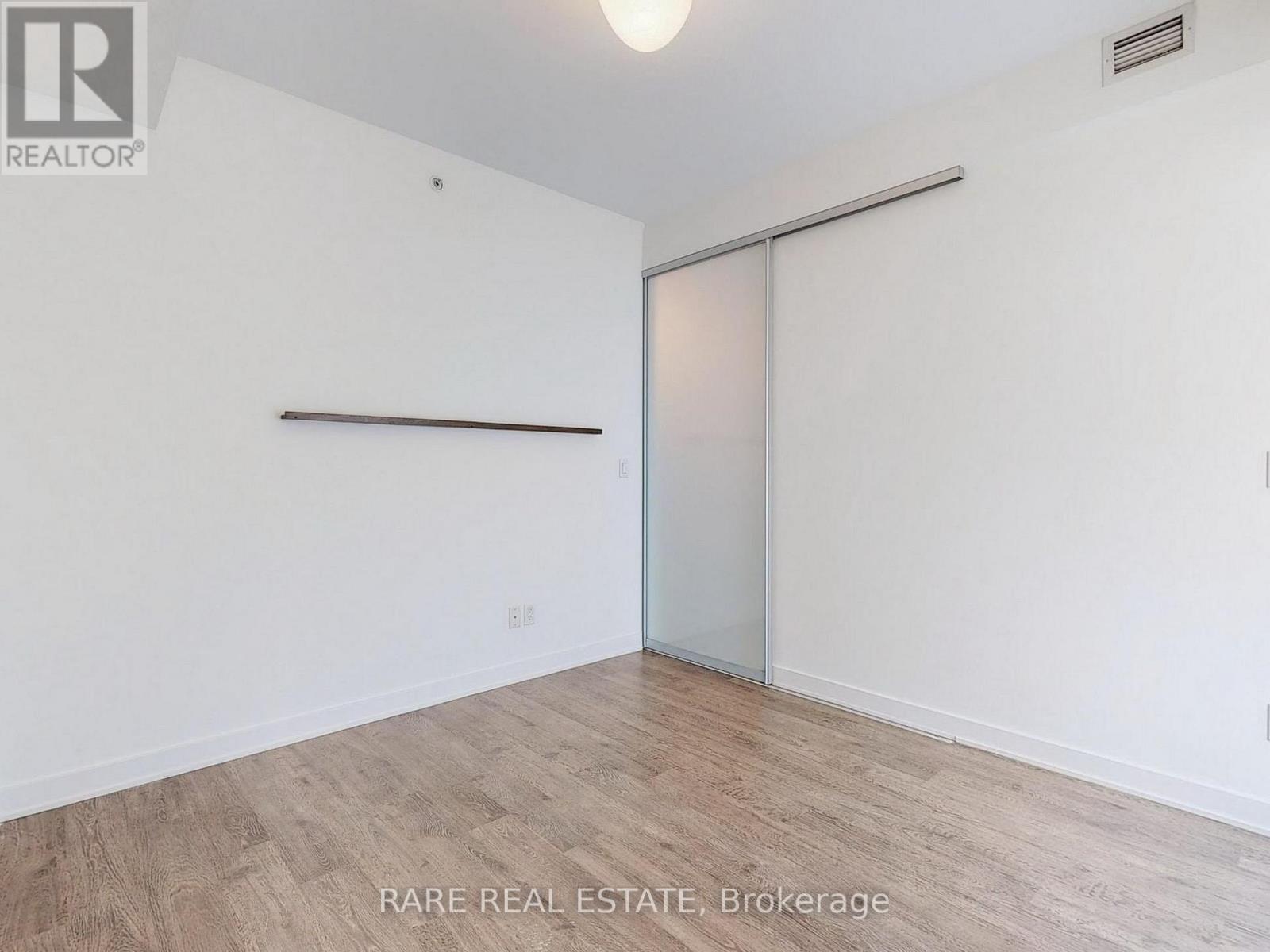 711 - 32 Camden Avenue, Toronto, Ontario  M5V 1V1 - Photo 11 - C12528342