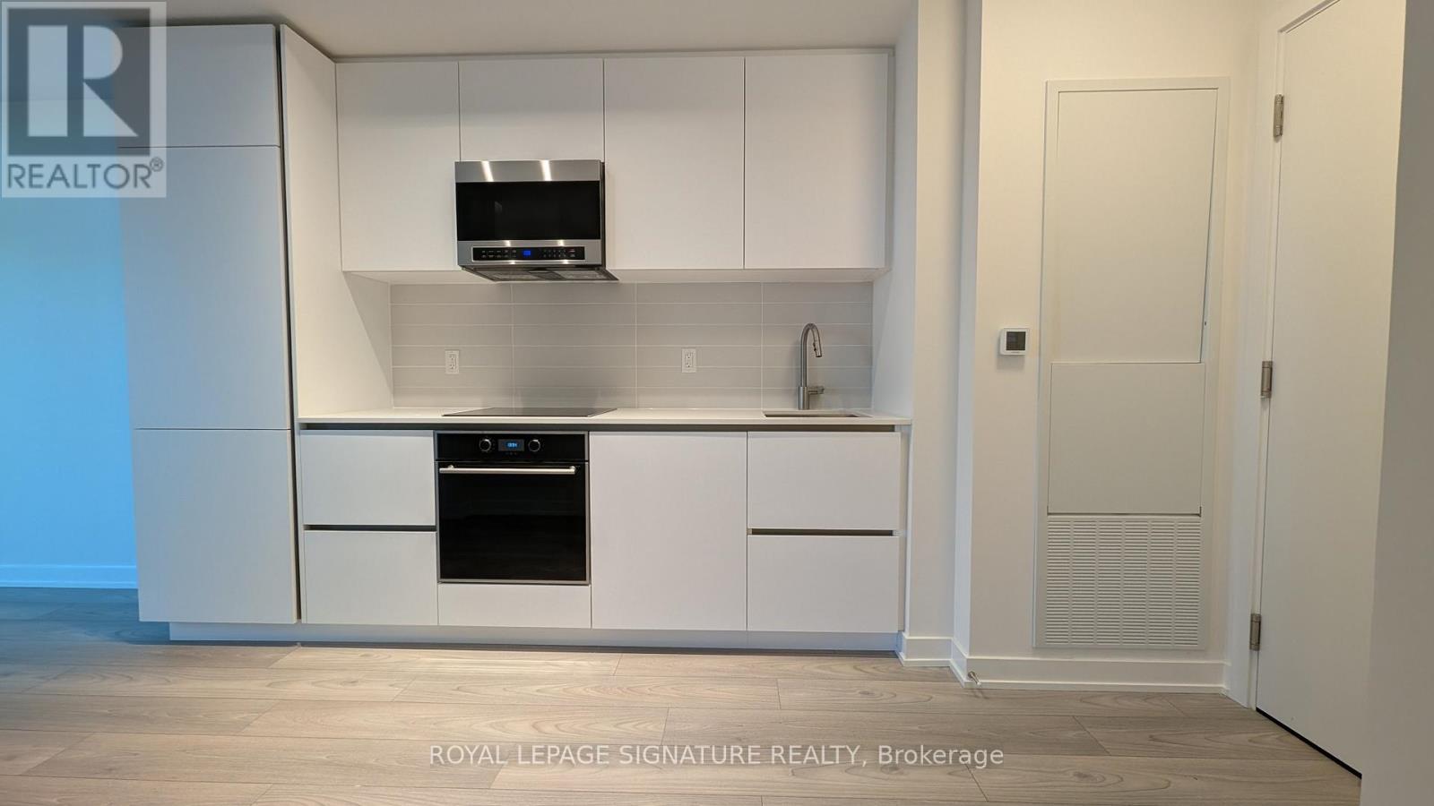 1506 - 120 Broadway Avenue, Toronto, Ontario  M4P 0E9 - Photo 2 - C12528438