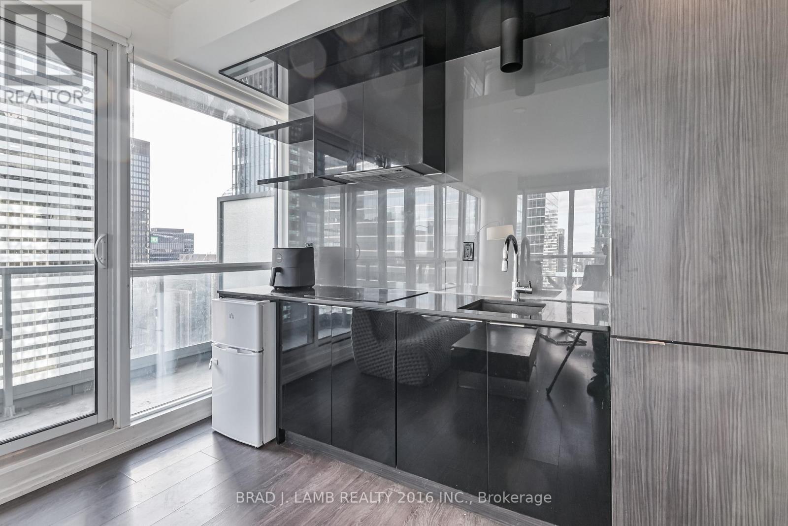 3706 - 70 Temperance Street, Toronto, Ontario  M5H 0B1 - Photo 4 - C12528440