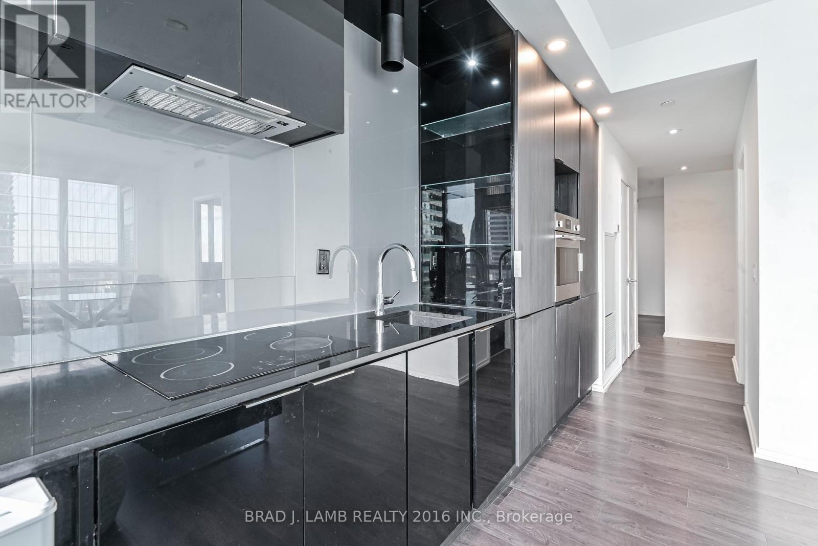 3706 - 70 Temperance Street, Toronto, Ontario  M5H 0B1 - Photo 5 - C12528440