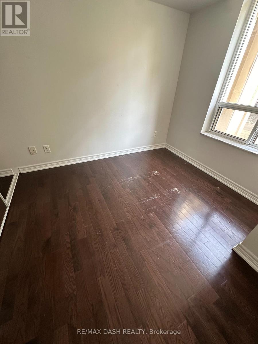 207 - 60 St Clair Avenue W, Toronto, Ontario  M4V 1M7 - Photo 10 - C12528442