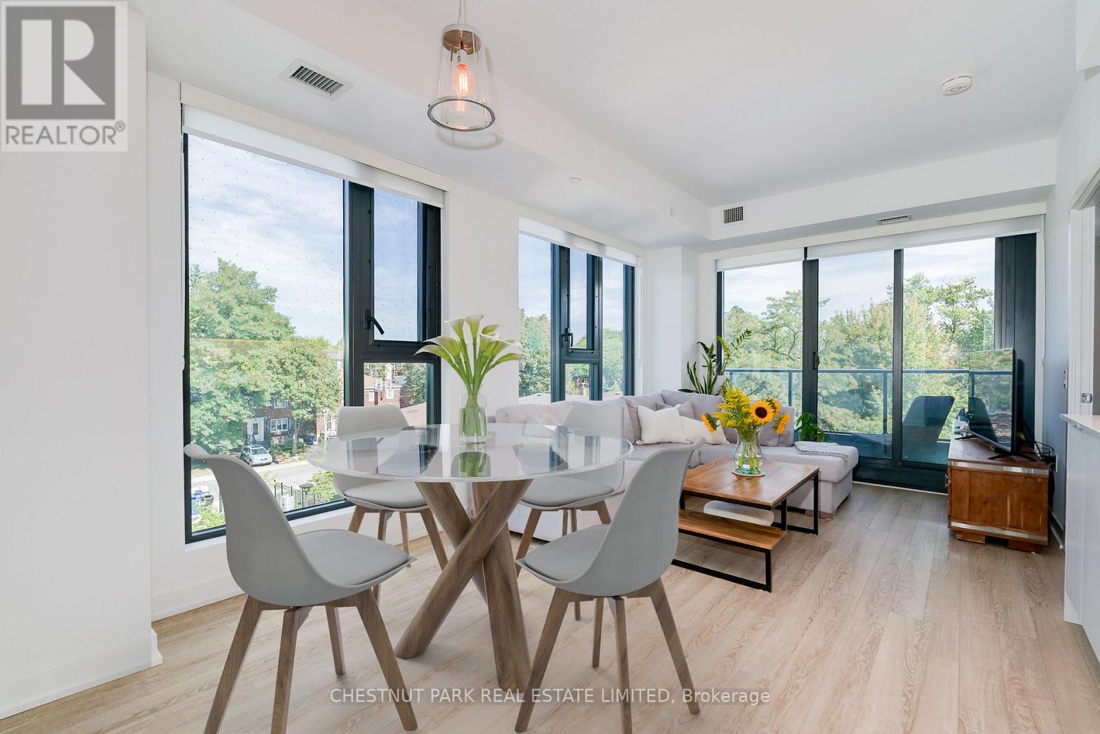 406 - 250 LAWRENCE AVENUE W, Toronto, Ontario