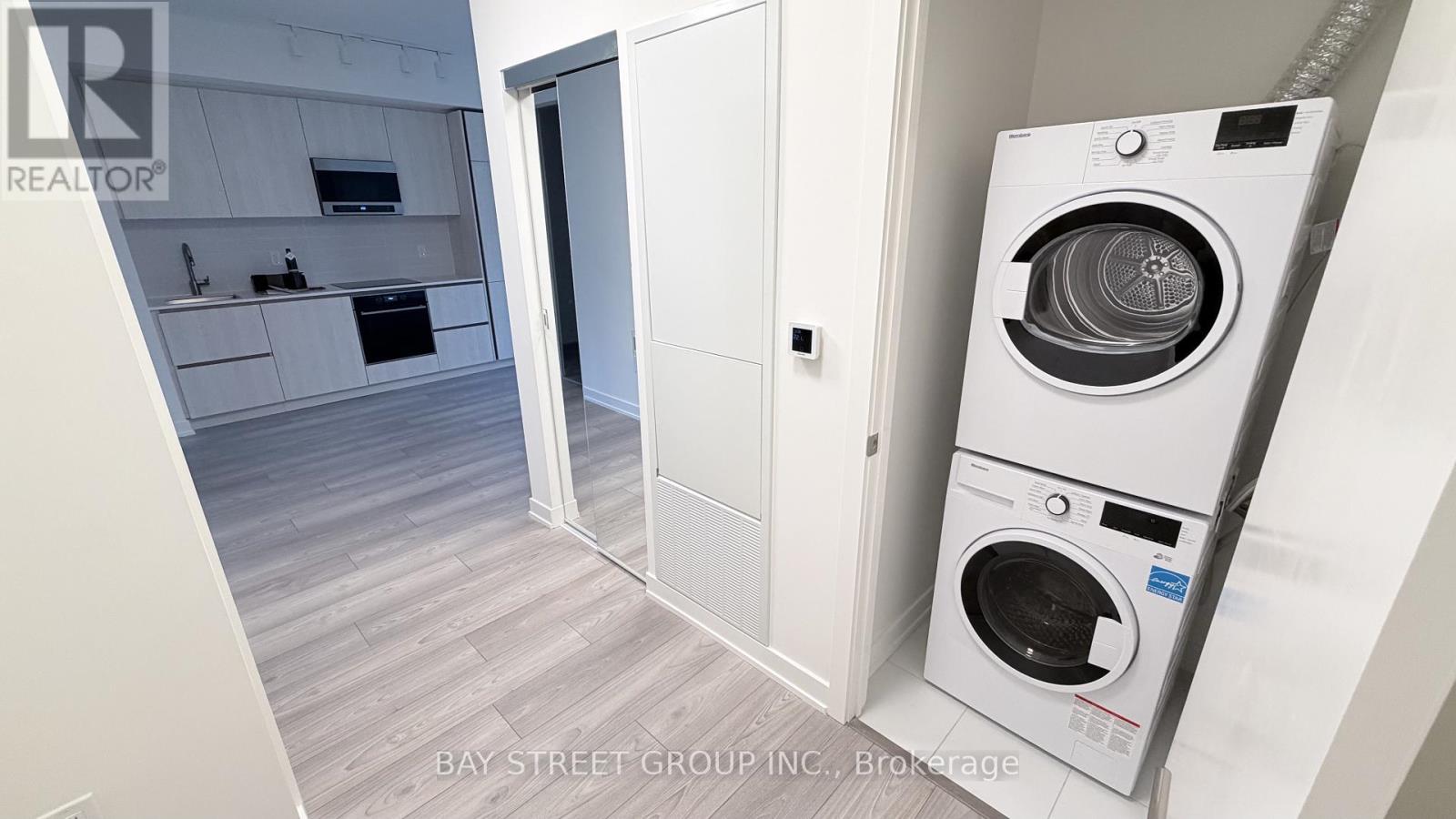 1501n - 110 Broadway Avenue, Toronto, Ontario  M4P 1V7 - Photo 2 - C12520282