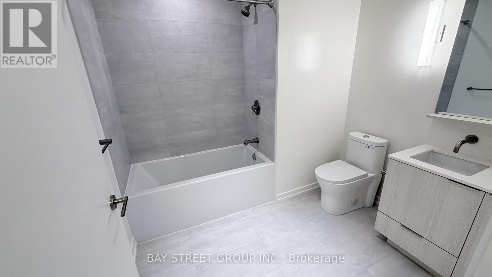 1501n - 110 Broadway Avenue, Toronto, Ontario  M4P 1V7 - Photo 3 - C12520282