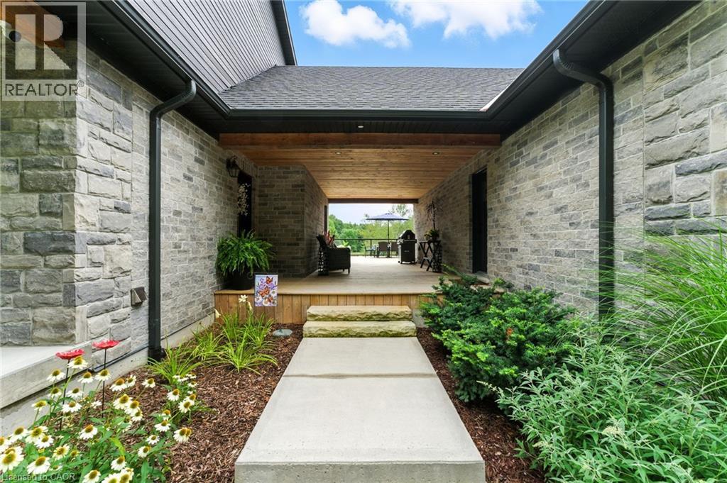 7381 Sideroad 4, Centre Wellington, Ontario  N0B 1B0 - Photo 39 - 40772754