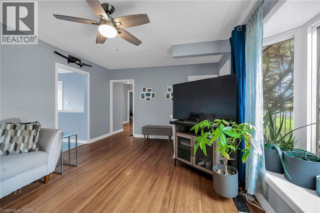 5111 White Church Road E, Mount Hope, Ontario  L0R 1W0 - Photo 7 - 40774252