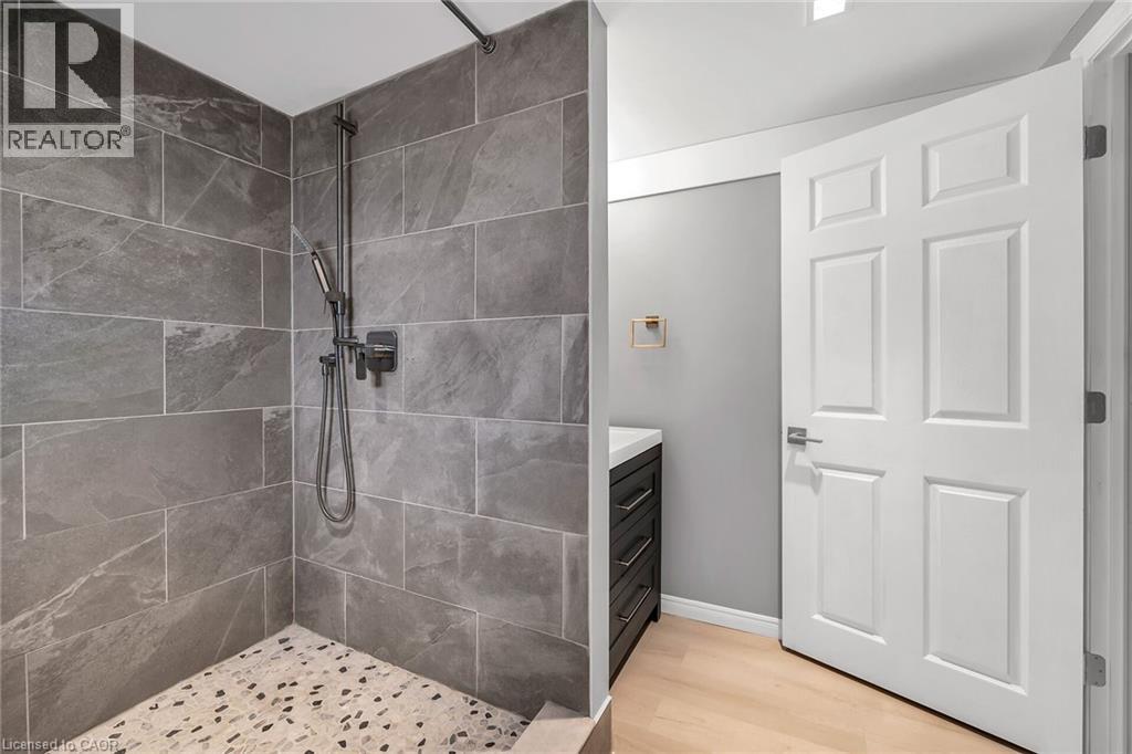 5111 White Church Road E, Mount Hope, Ontario  L0R 1W0 - Photo 30 - 40774252