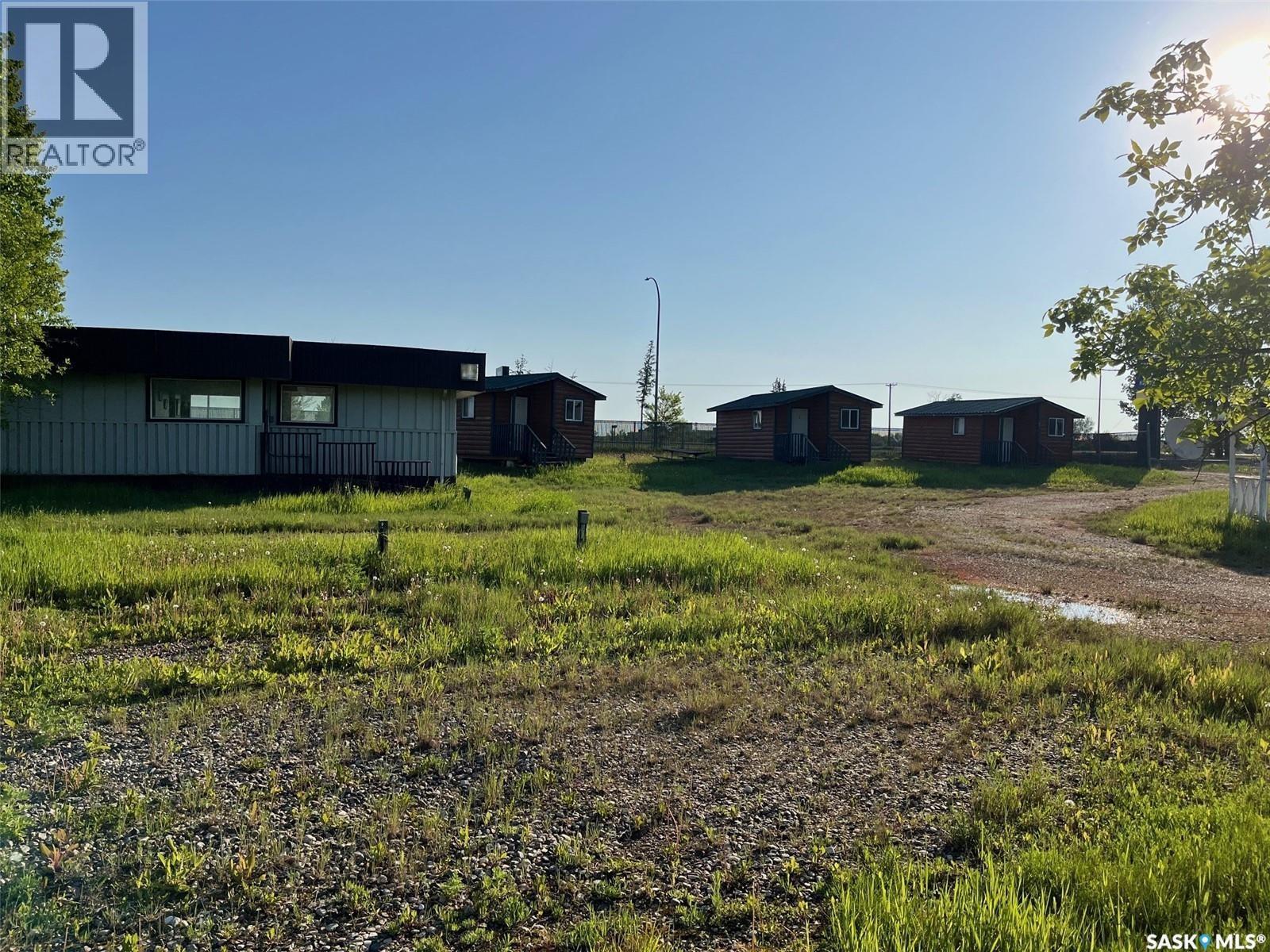 110 Malmgren Drive - Super 6 Motel, Estevan Rm No. 5, Saskatchewan  S4A 2A7 - Photo 2 - SK023748