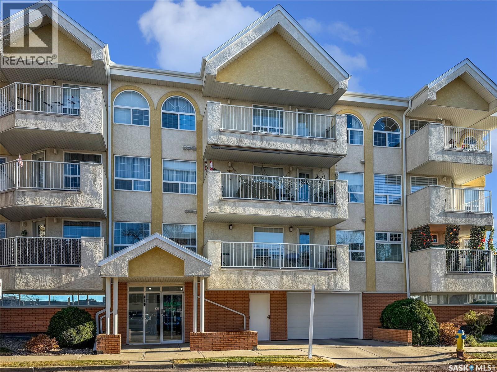 205 1152 103rd STREET, north battleford, Saskatchewan