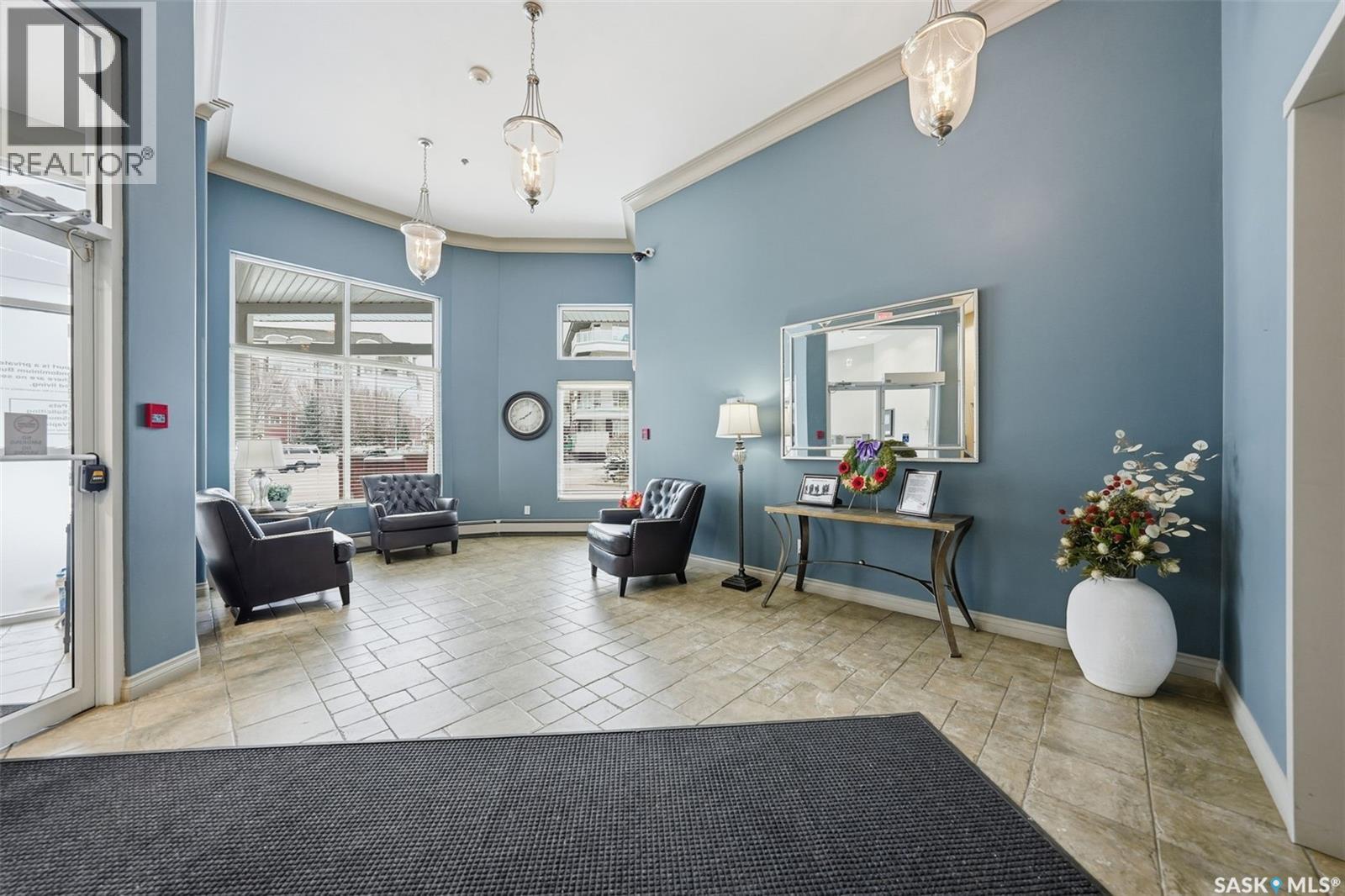 202 110 Armistice Way, Saskatoon, Saskatchewan  S7J 5L8 - Photo 3 - SK023696