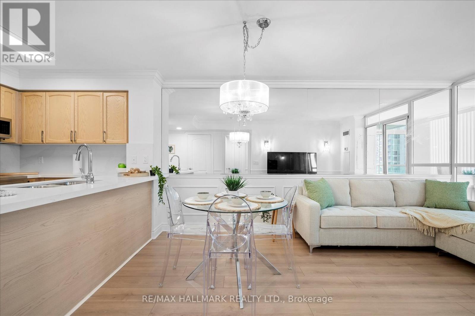 1008 - 60 Brian Harrison Way, Toronto, Ontario  M1P 5J5 - Photo 15 - E12528328