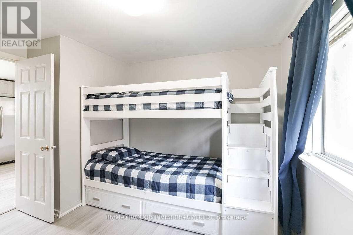 1725 Spruce Hill Road, Pickering, Ontario  L1V 1S3 - Photo 15 - E12528446