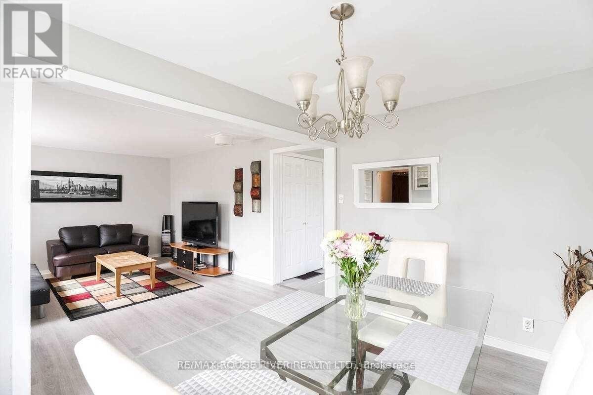 1725 Spruce Hill Road, Pickering, Ontario  L1V 1S3 - Photo 6 - E12528446