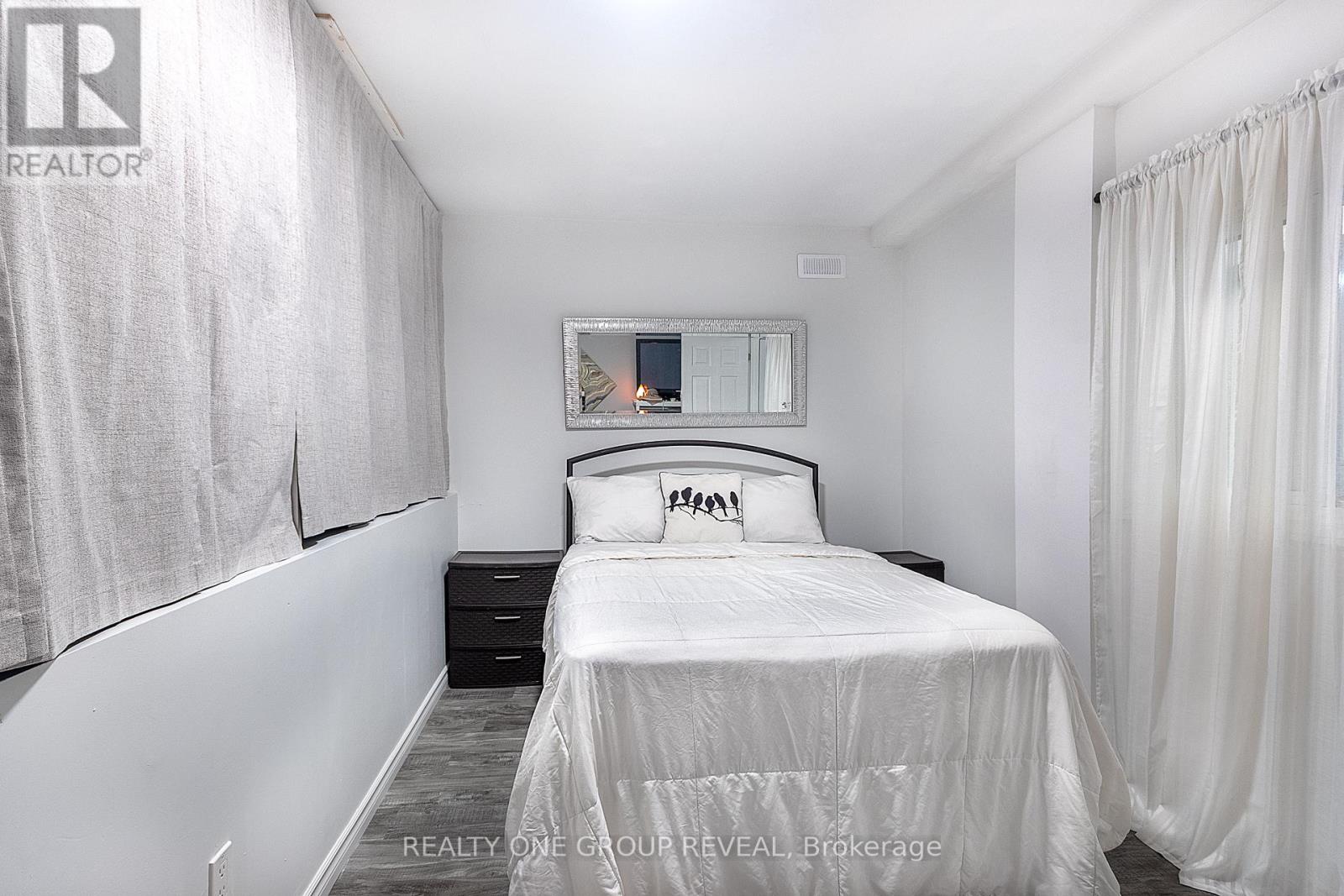 524 Simcoe Street S, Oshawa, Ontario  L1H 4J8 - Photo 16 - E12528488