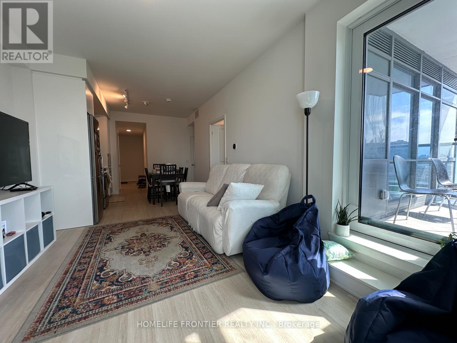 B802 - 50 Upper Mall Way, Vaughan (Brownridge), Ontario  L4J 0L7 - Photo 10 - N12383488