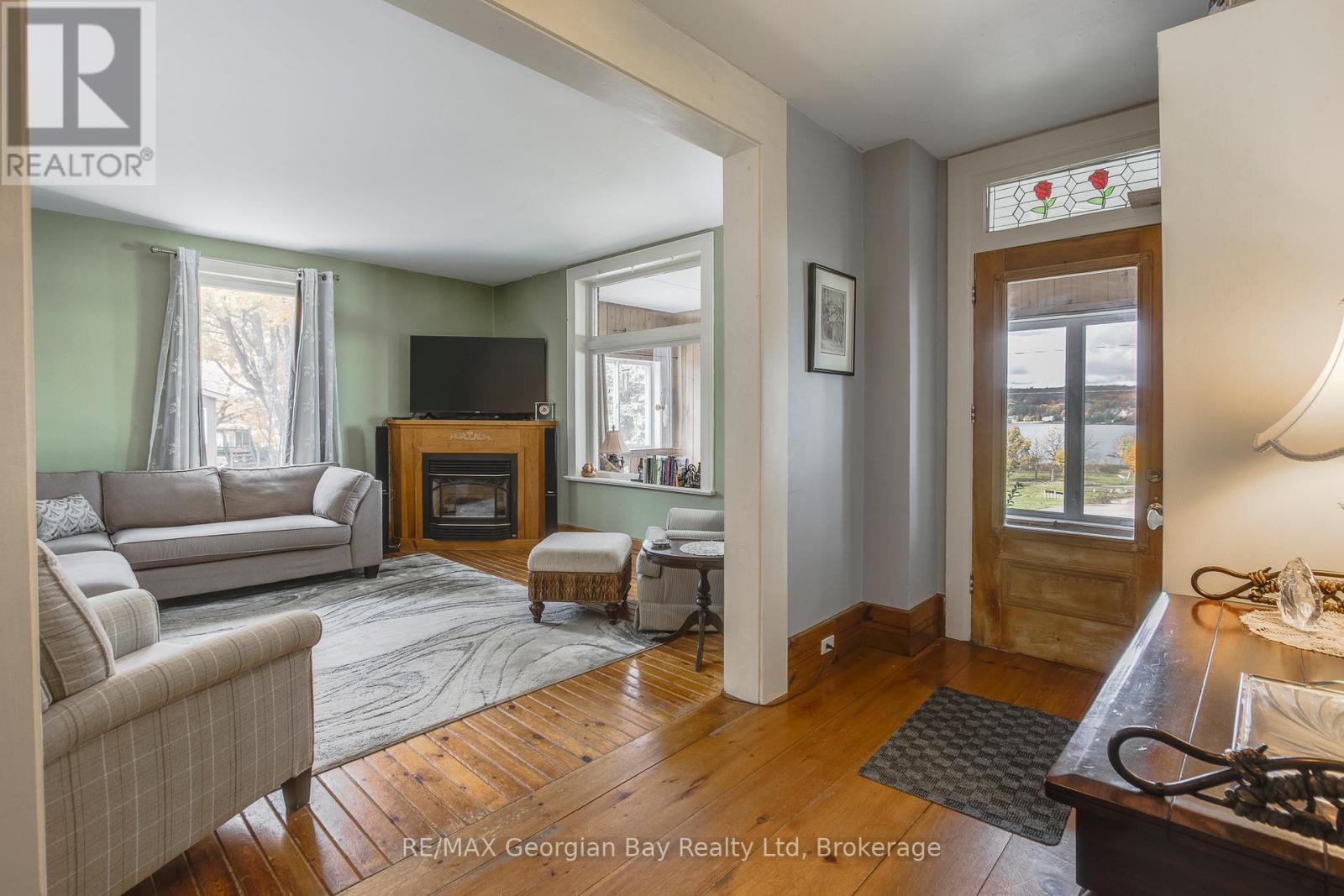 42 Water Street, Penetanguishene, Ontario L9M 1M9 - Photo 18 - S12485958