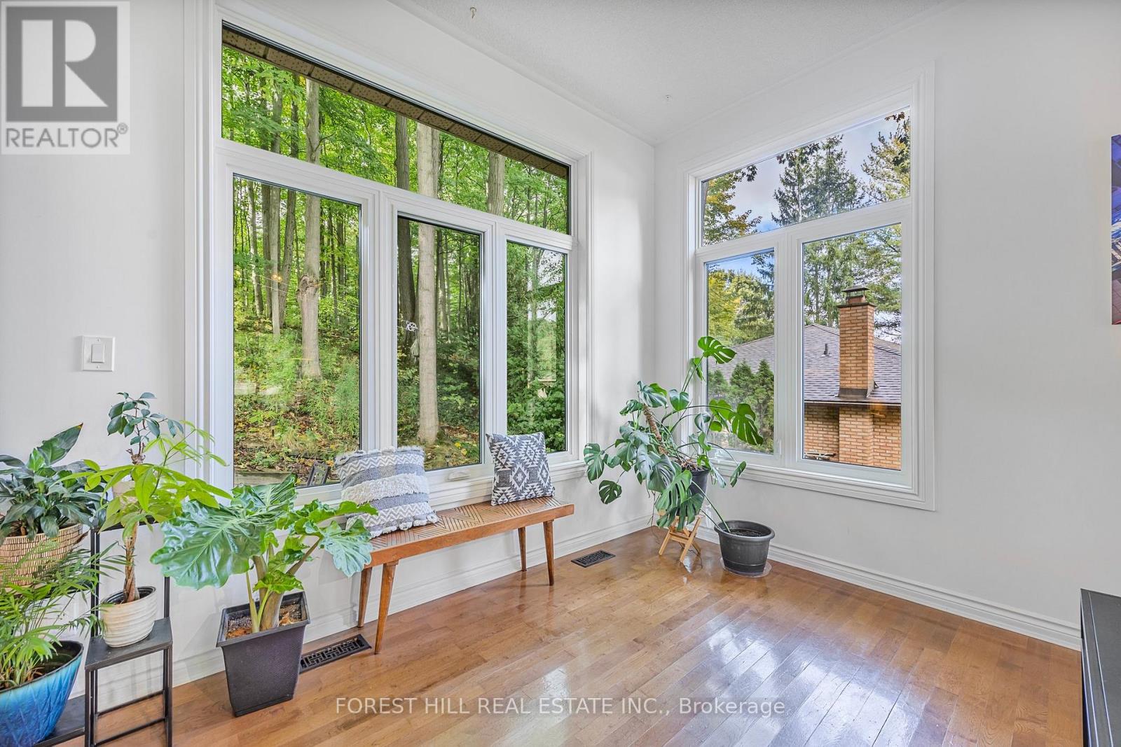 8 Frid Boulevard, Springwater, Ontario  L9X 0P5 - Photo 12 - S12408136