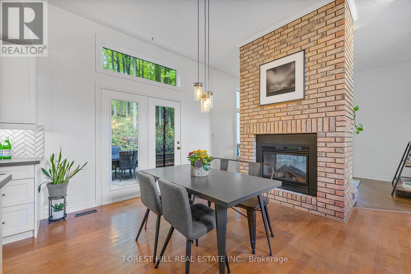 8 Frid Boulevard, Springwater, Ontario  L9X 0P5 - Photo 18 - S12408136