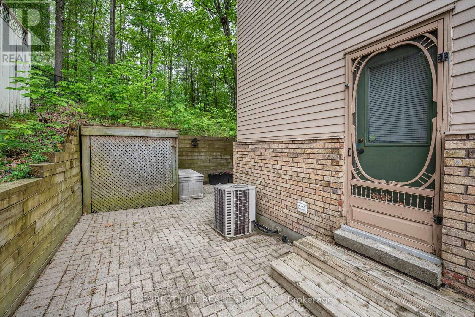 8 Frid Boulevard, Springwater, Ontario  L9X 0P5 - Photo 39 - S12408136