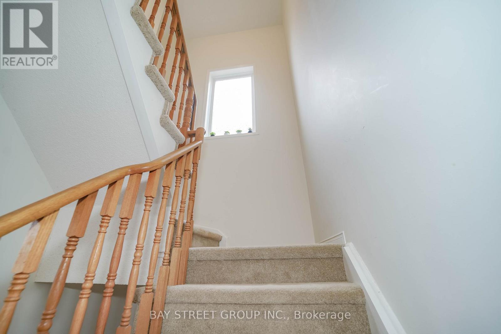 407 Hollandview Trail, Aurora, Ontario  L4G 7M6 - Photo 21 - N12528410