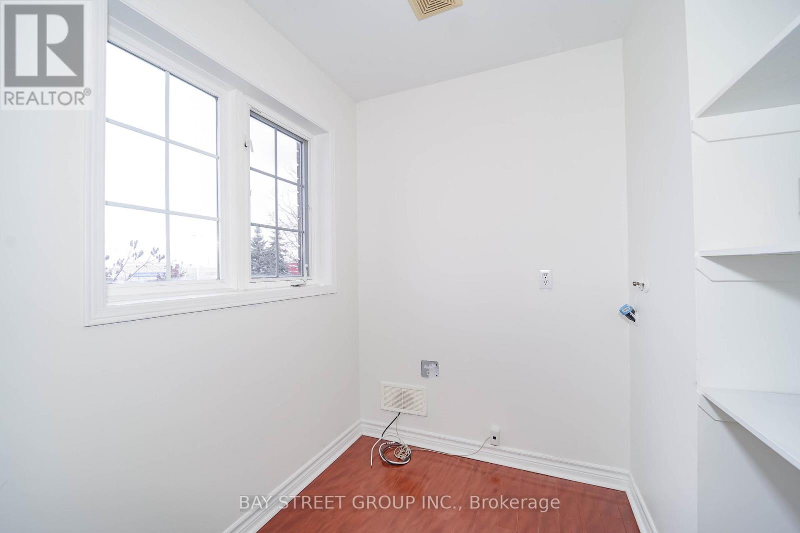 407 Hollandview Trail, Aurora, Ontario  L4G 7M6 - Photo 25 - N12528410