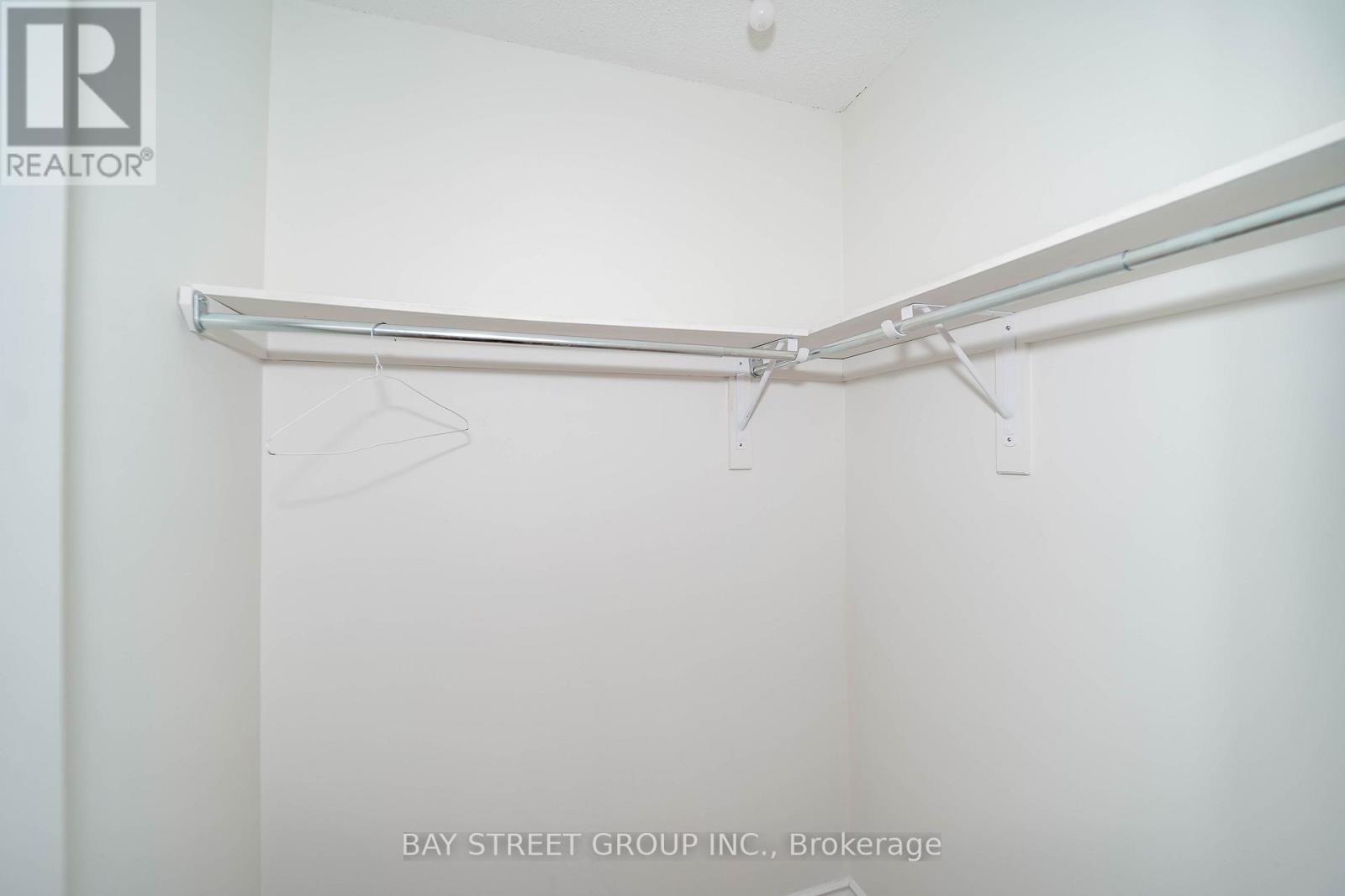 407 Hollandview Trail, Aurora, Ontario  L4G 7M6 - Photo 27 - N12528410