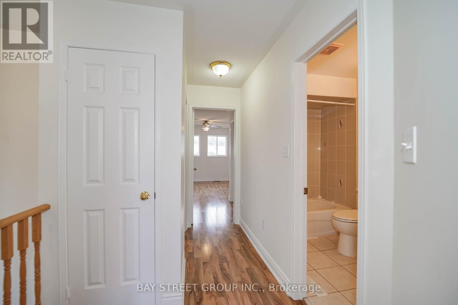 407 Hollandview Trail, Aurora, Ontario  L4G 7M6 - Photo 34 - N12528410