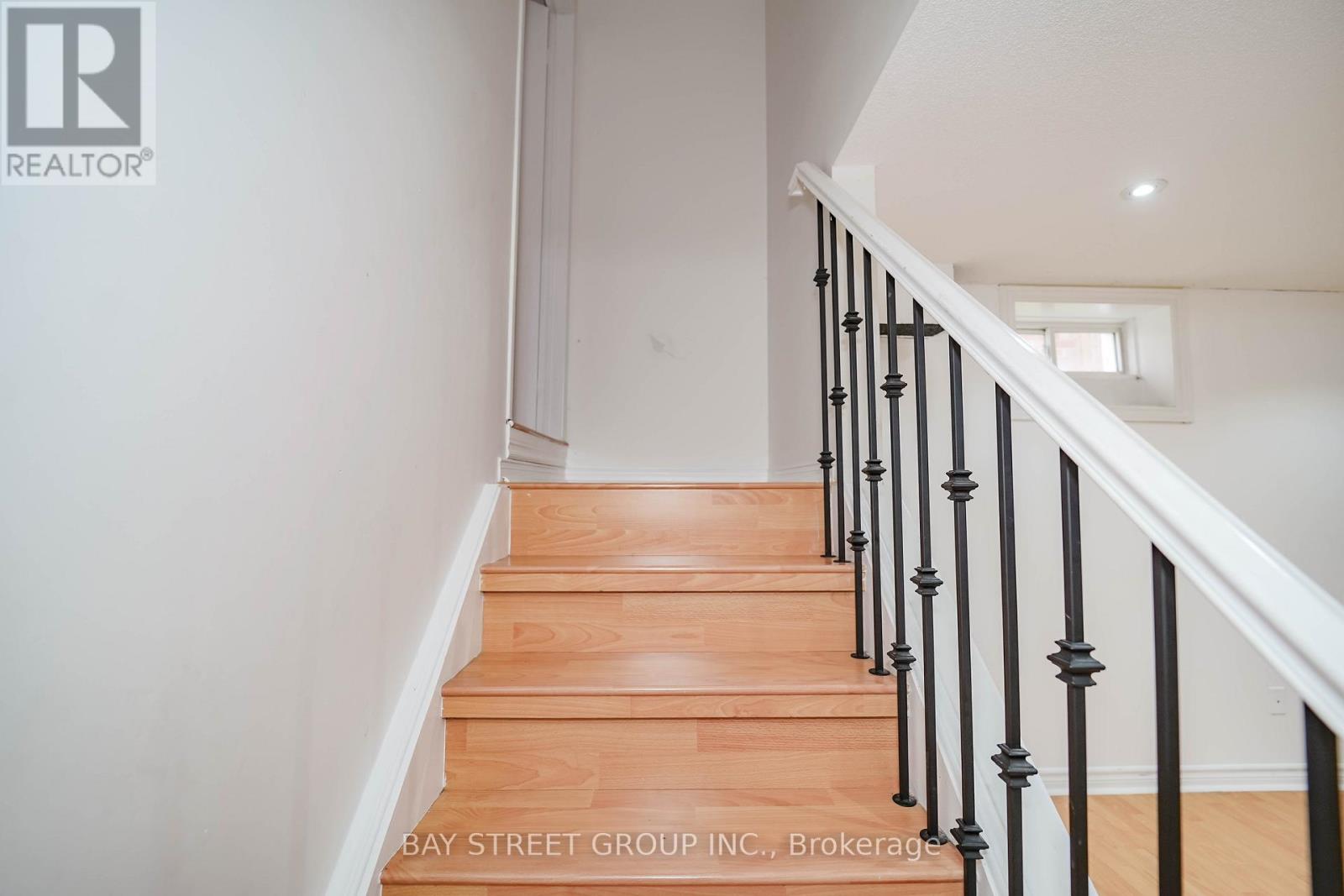 407 Hollandview Trail, Aurora, Ontario  L4G 7M6 - Photo 41 - N12528410