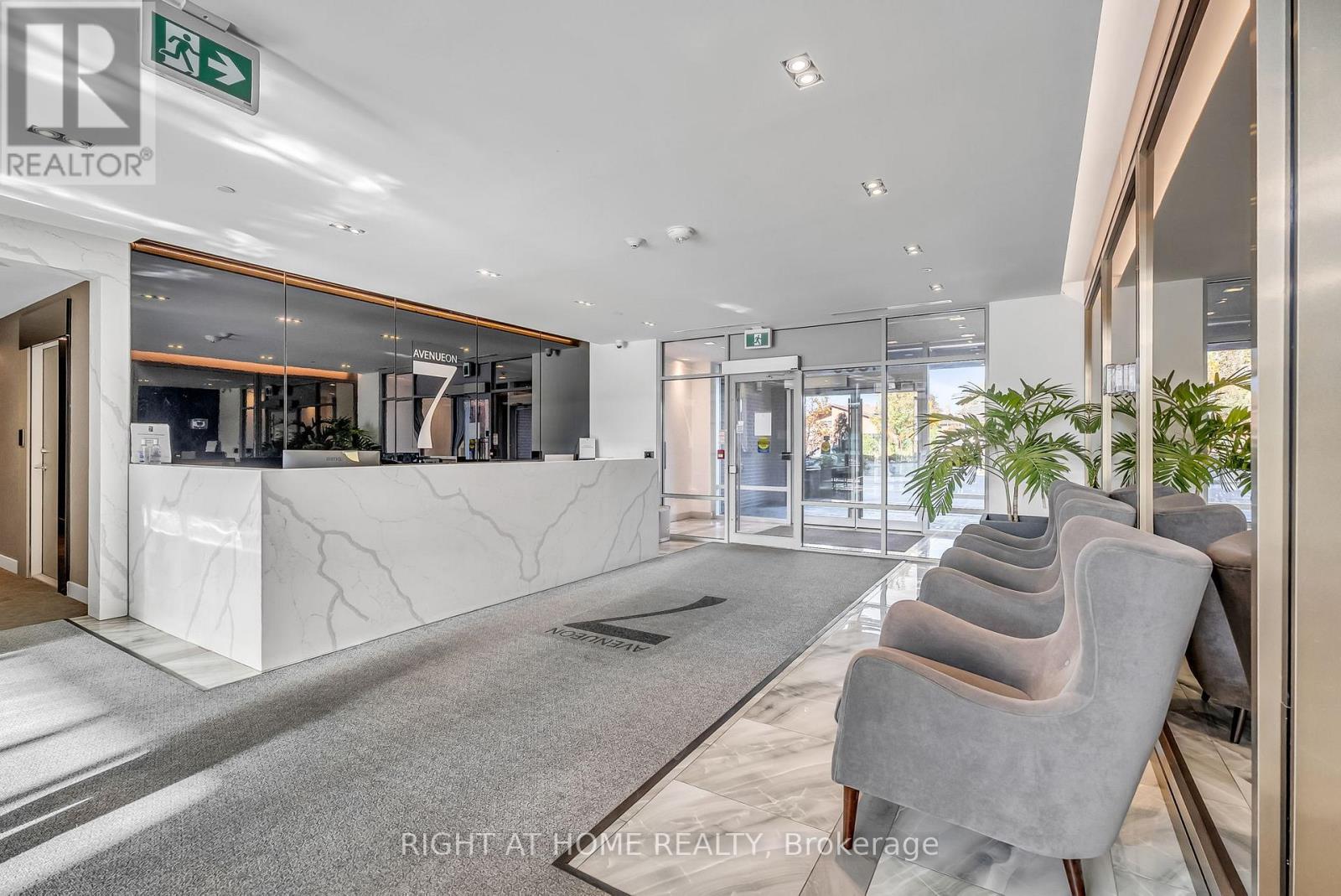 810 - 4800 Highway 7, Vaughan, Ontario  L4L 1H8 - Photo 6 - N12528434