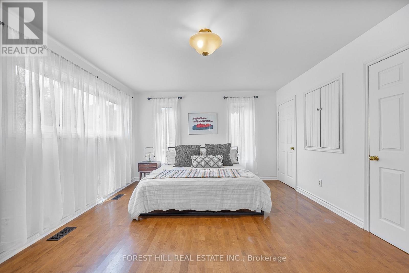 8 Frid Boulevard, Springwater, Ontario  L9X 0P5 - Photo 26 - S12408136