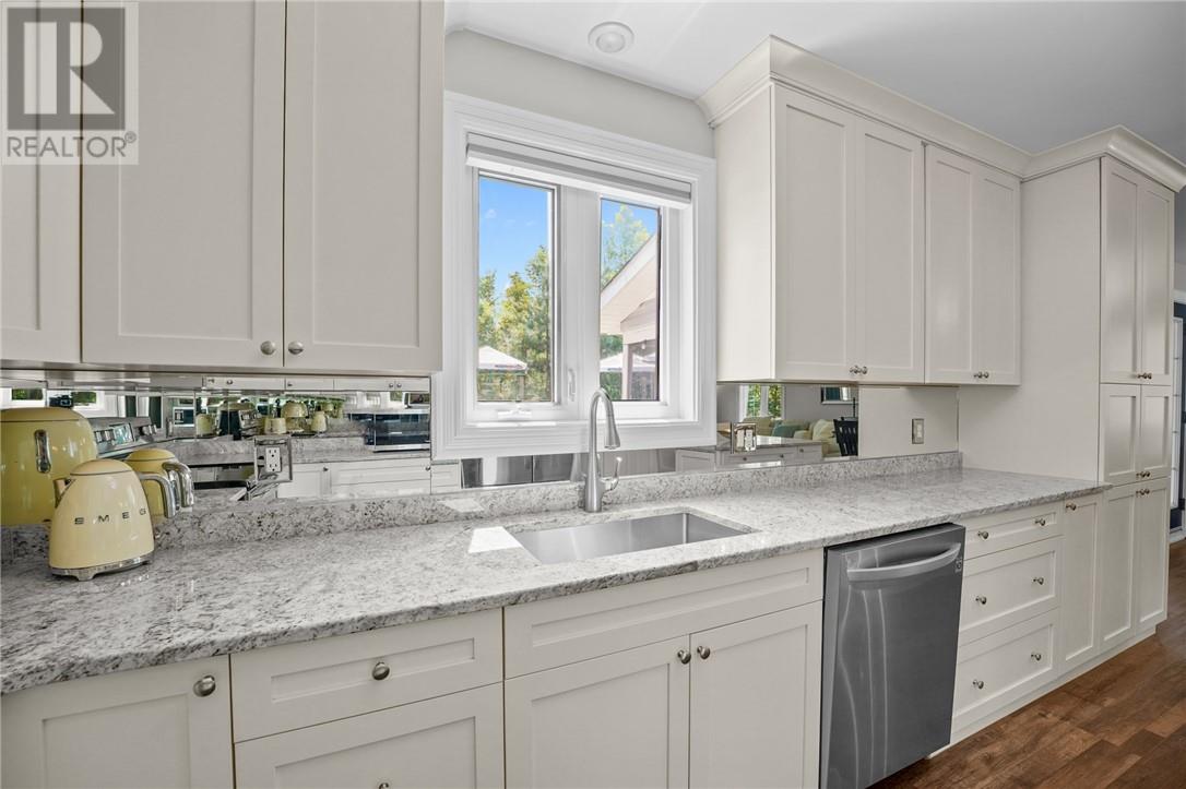 9262 Highway 17, Warren, Ontario P0H 2N0 - Photo 15 - 2125578