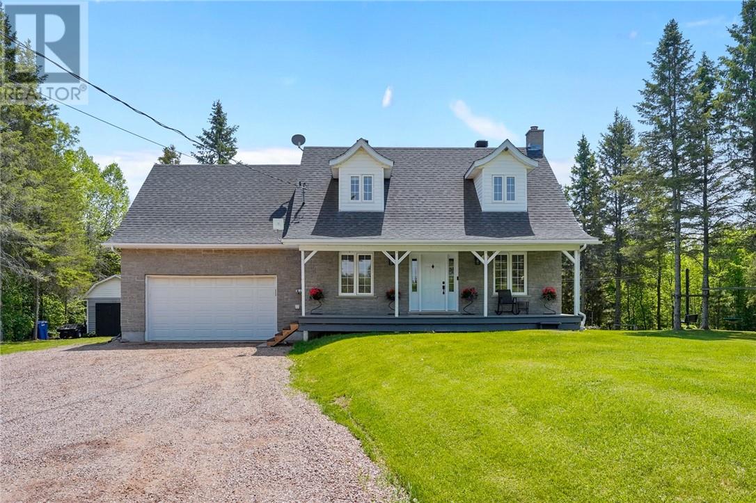 9262 Highway 17, Warren, Ontario P0H 2N0 - Photo 2 - 2125578