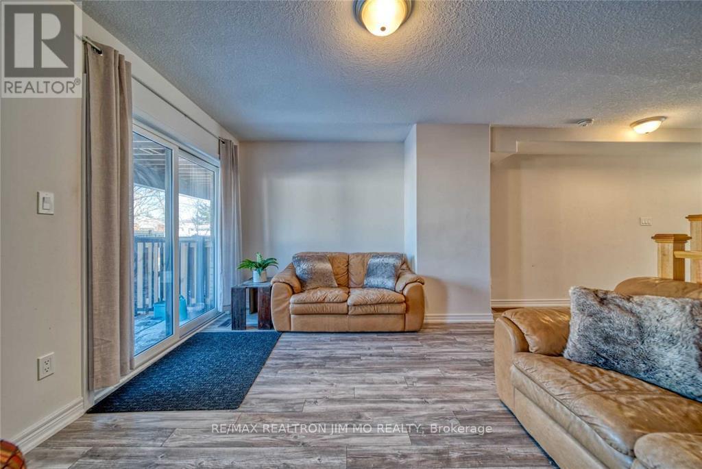 11 - 1 Leggott Avenue, Barrie, Ontario  L4M 0K7 - Photo 18 - S12528366