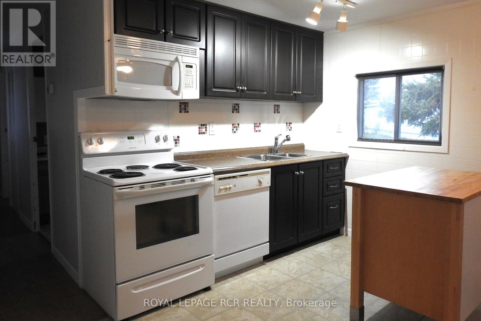 8 Fergushill Road, Oro-Medonte, Ontario  L3V 0P9 - Photo 15 - S12528428