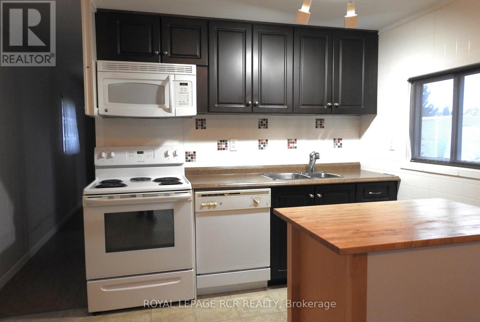 8 Fergushill Road, Oro-Medonte, Ontario  L3V 0P9 - Photo 16 - S12528428