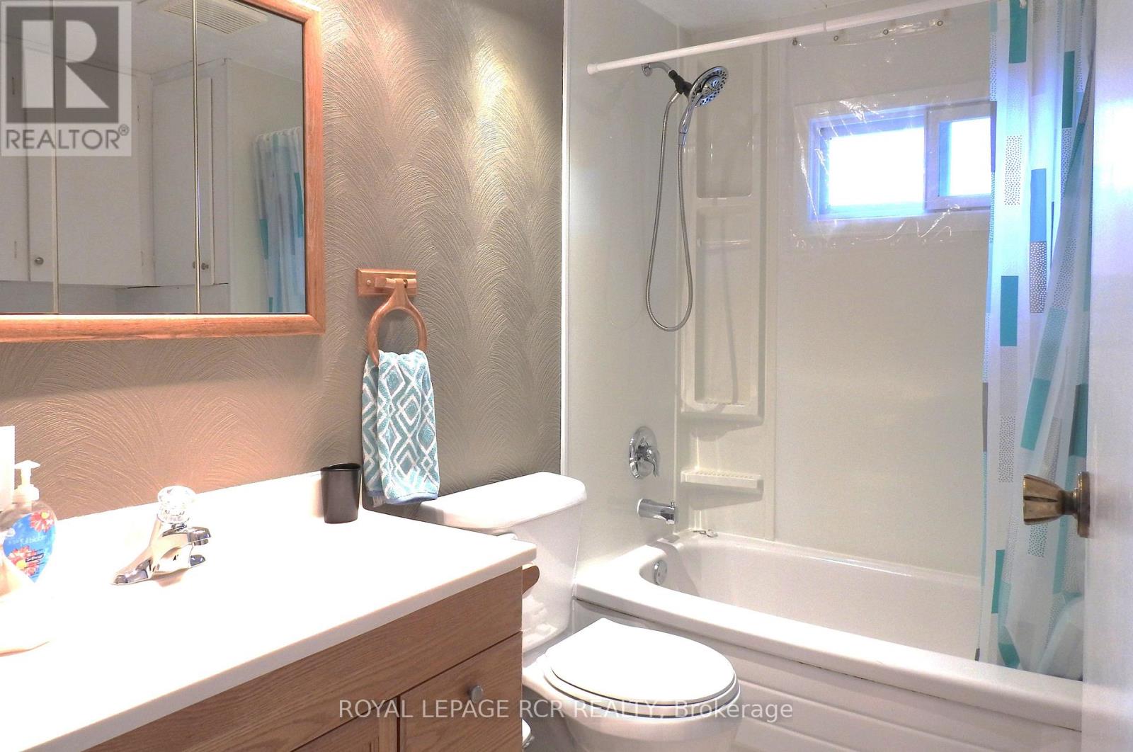 8 Fergushill Road, Oro-Medonte, Ontario  L3V 0P9 - Photo 21 - S12528428