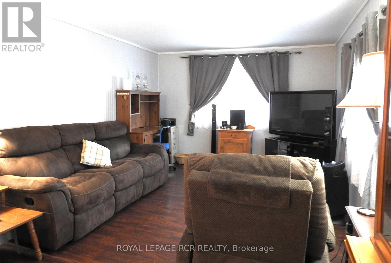 8 Fergushill Road, Oro-Medonte, Ontario  L3V 0P9 - Photo 7 - S12528428