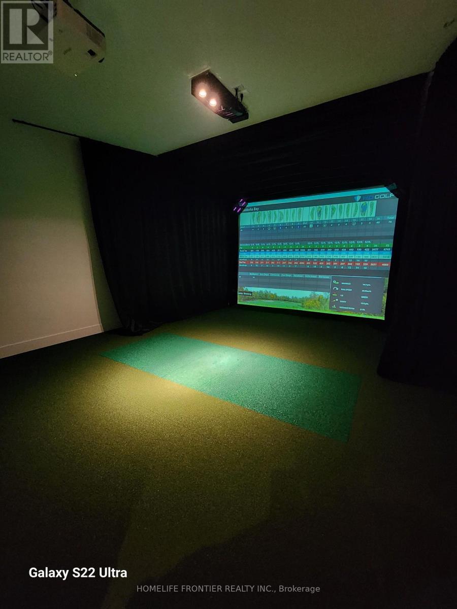 B802 - 50 Upper Mall Way, Vaughan (Brownridge), Ontario  L4J 0L7 - Photo 36 - N12383488