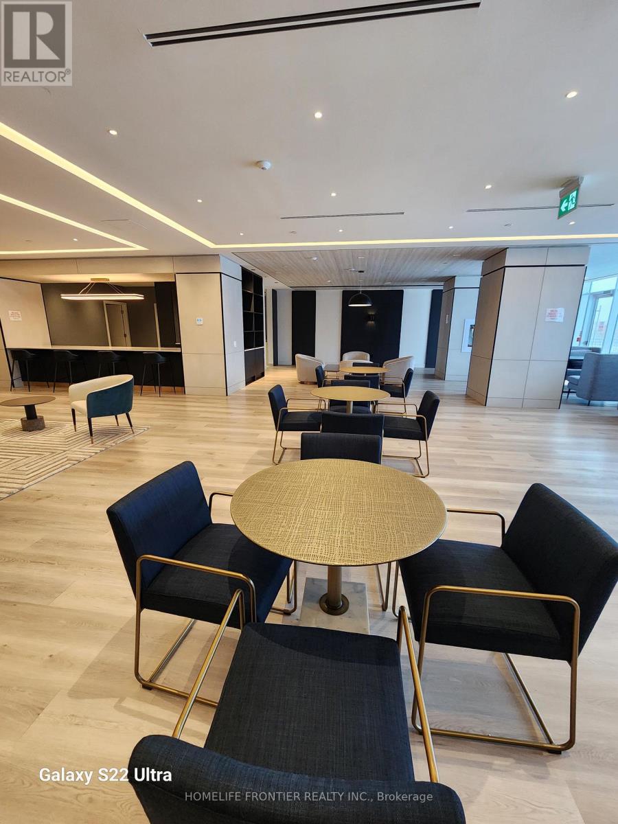 B802 - 50 Upper Mall Way, Vaughan (Brownridge), Ontario  L4J 0L7 - Photo 30 - N12383488