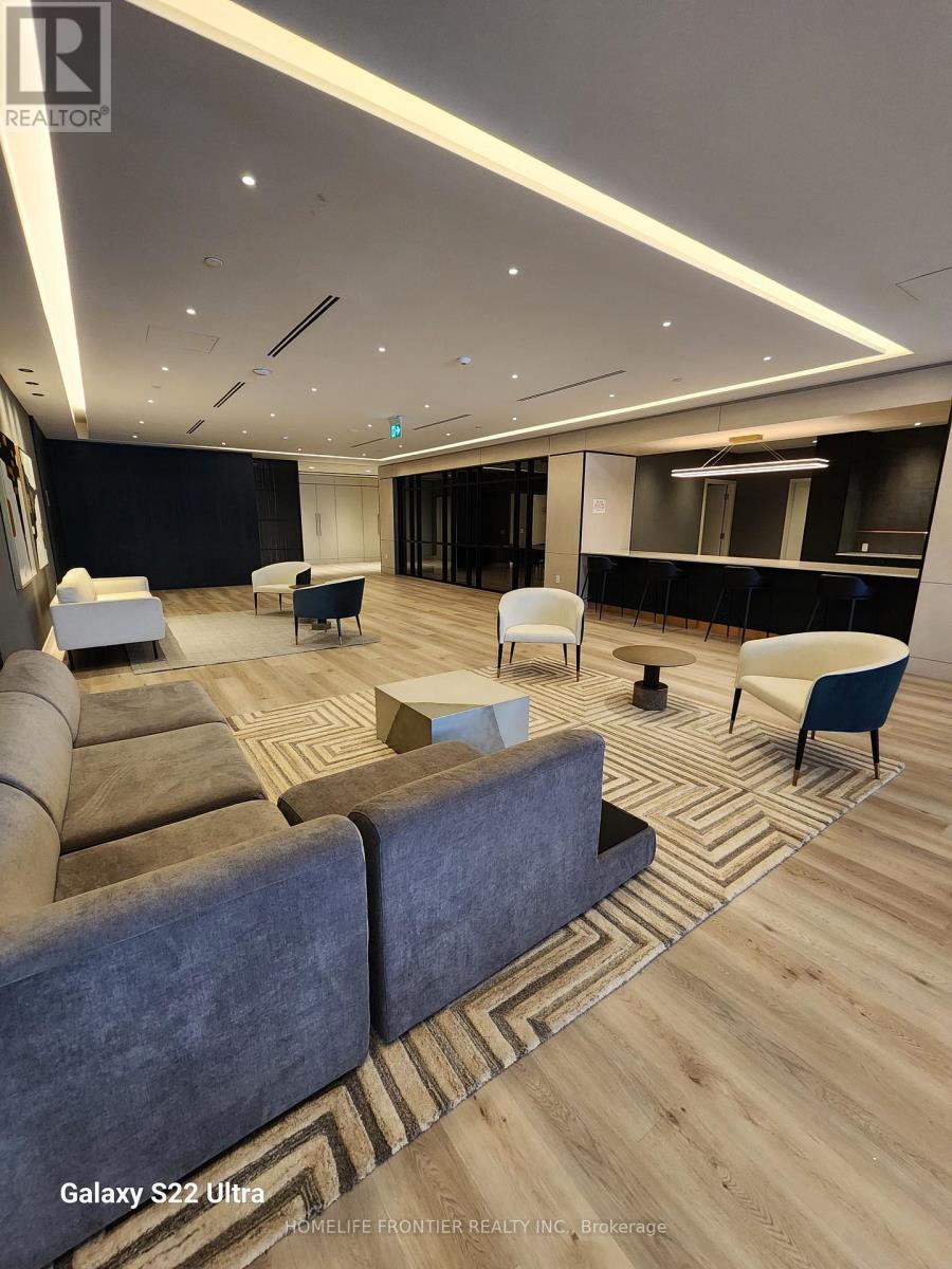 B802 - 50 Upper Mall Way, Vaughan (Brownridge), Ontario  L4J 0L7 - Photo 31 - N12383488