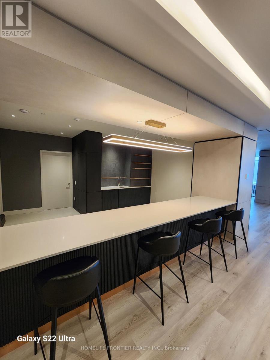 B802 - 50 Upper Mall Way, Vaughan (Brownridge), Ontario  L4J 0L7 - Photo 27 - N12383488