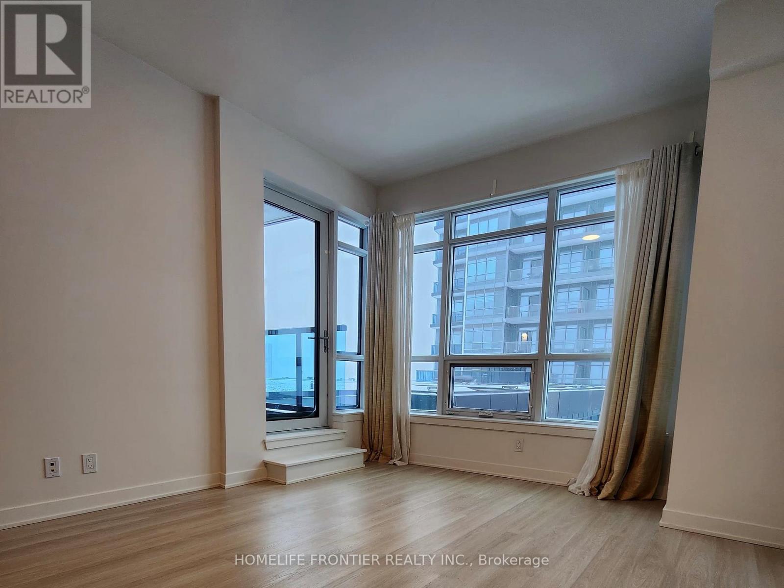 B802 - 50 Upper Mall Way, Vaughan, Ontario  L4J 0L7 - Photo 49 - N12383488