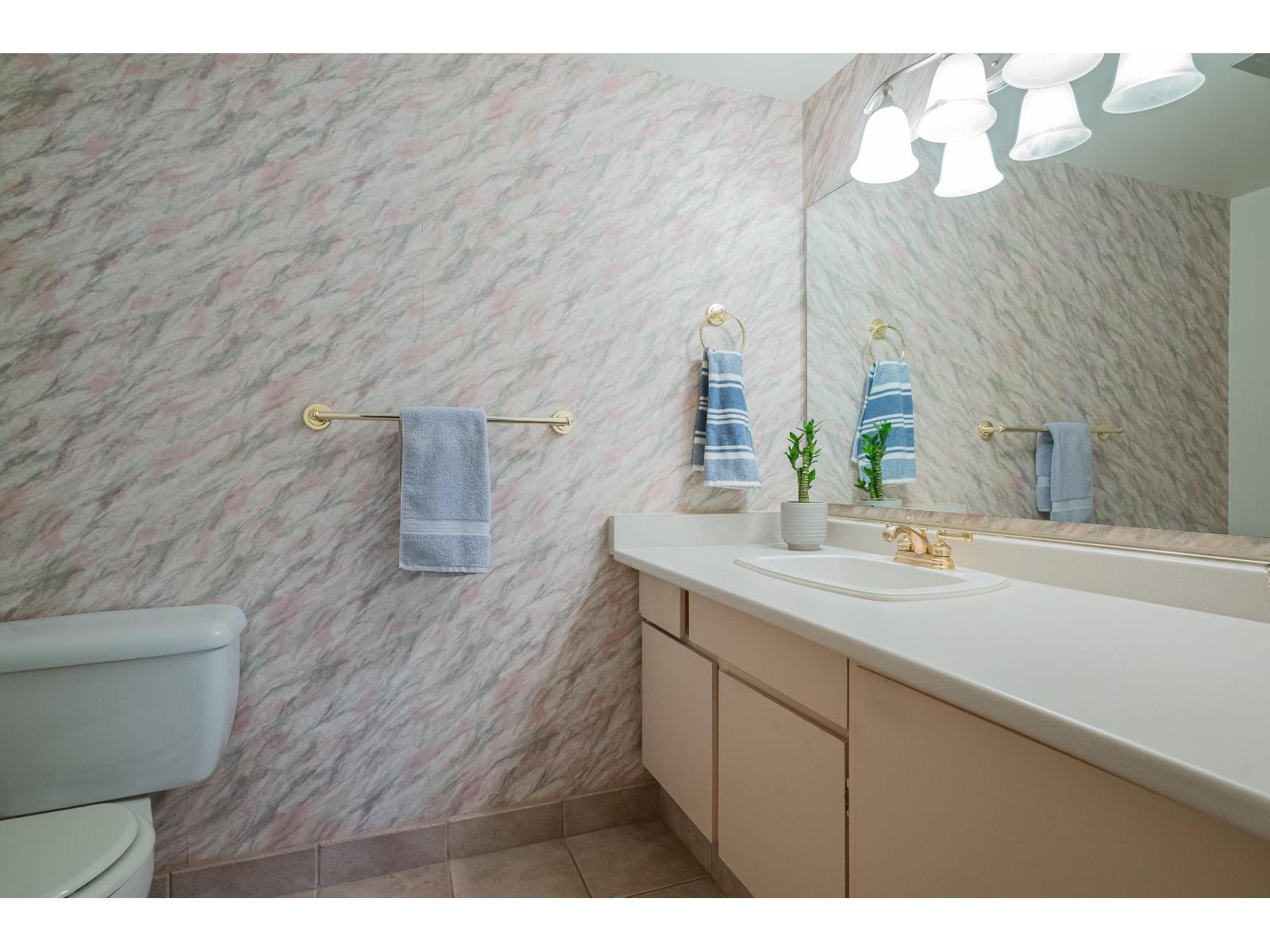 218 15020 North Bluff Road, White Rock, British Columbia  V4B 5A4 - Photo 21 - R3065714